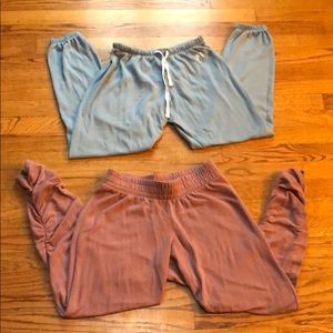 Two sweatpants blue and rose